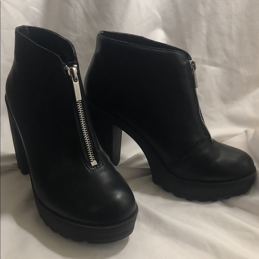 SOLD faux leather chunky platform ankle booties!